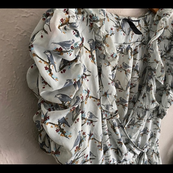 H&M sheer blouse - Picture 4 of 4